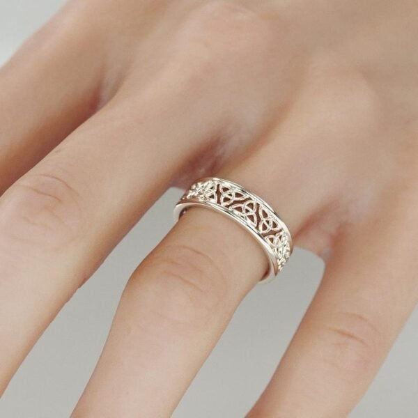 Hollow Flower Ring For Women